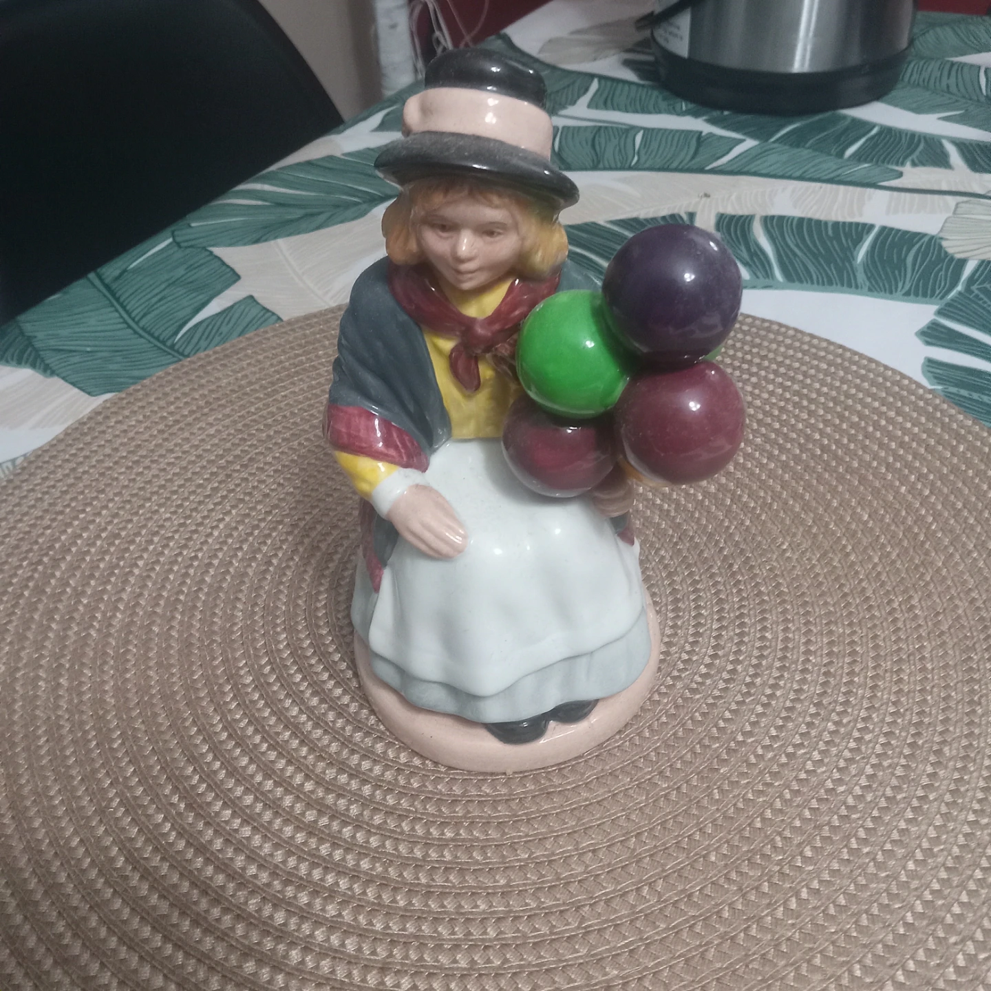 Royal Doulton Balloon Girl HN 2818 Figurine