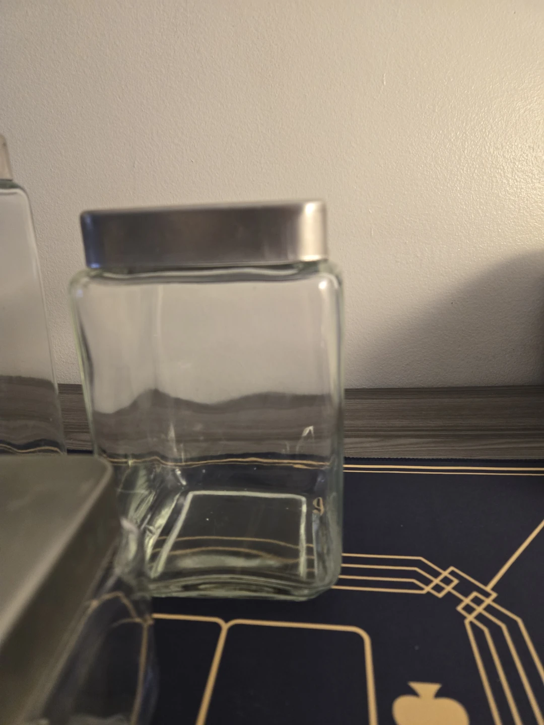 Set of 3 Glass Canisters with Metal Lids - photo 5