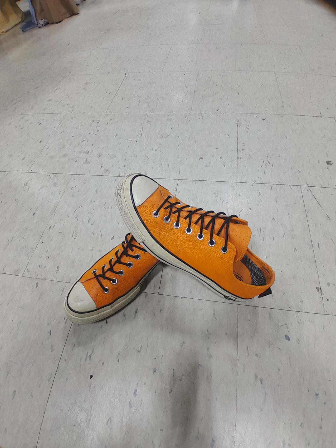 Orange Converse Chuck Taylor All Star Sneakers Size 10 - photo 4