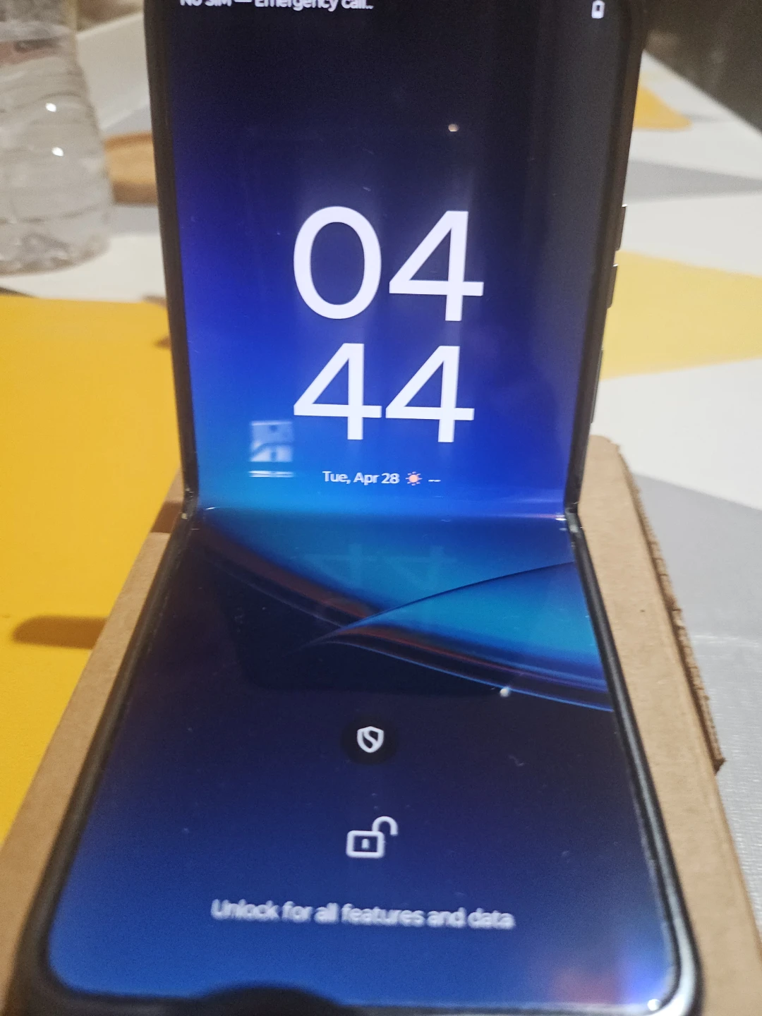 Motorola Razr  Plus Flip Phone - photo 5
