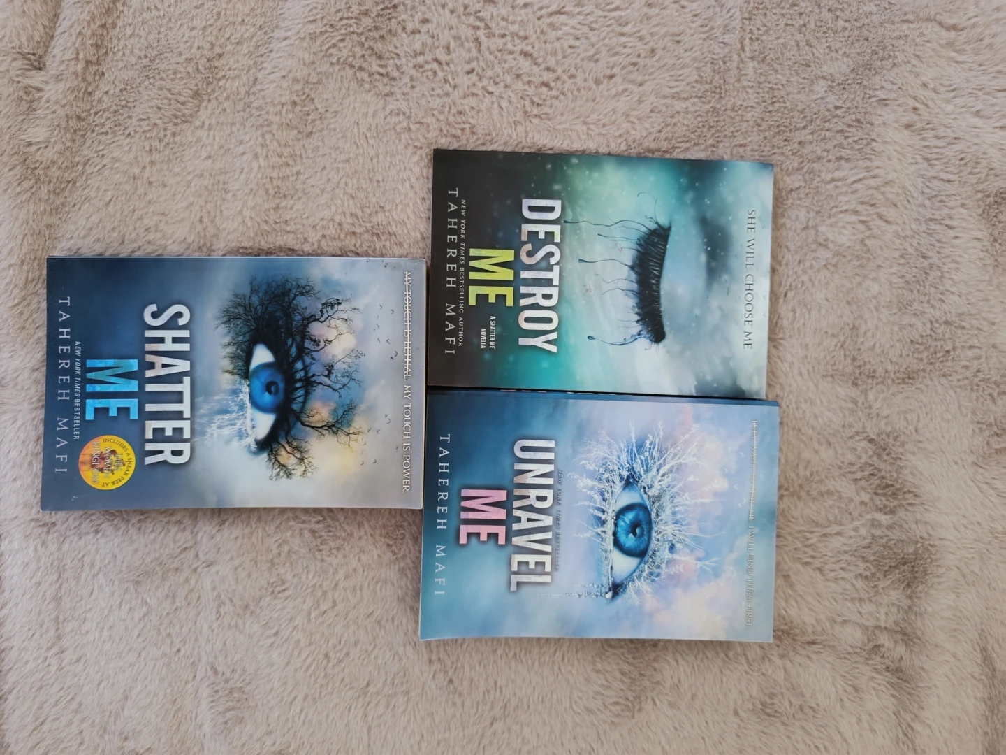 Shatter Me, Destroy Me, Unravel Me Books by Tahereh Mafi