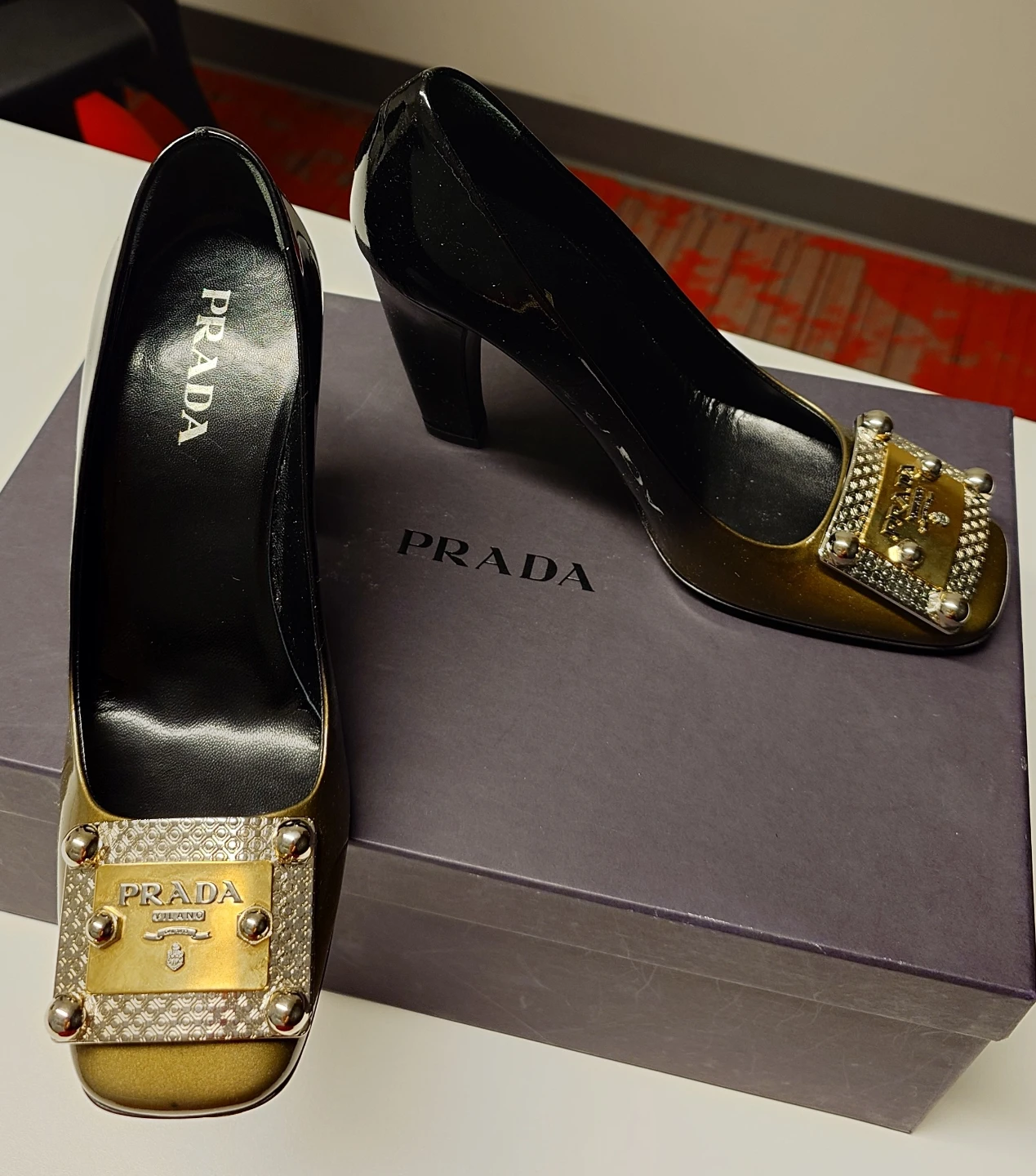 NEW!!! Prada Women's Embellished Heel Pumps - photo 2