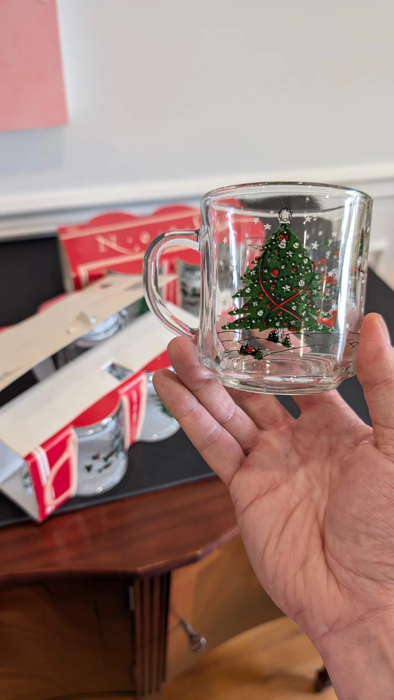 Vintage Set of 8 Vintage Christmas Scene Coffee Mugs