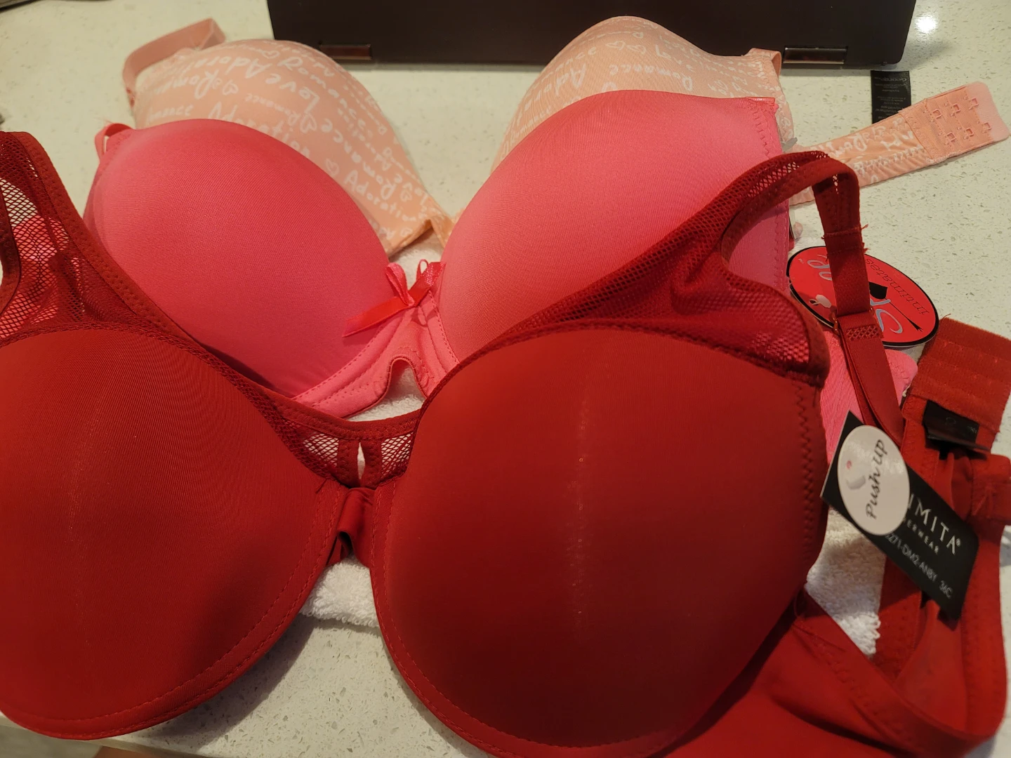 3 Bras - 36C