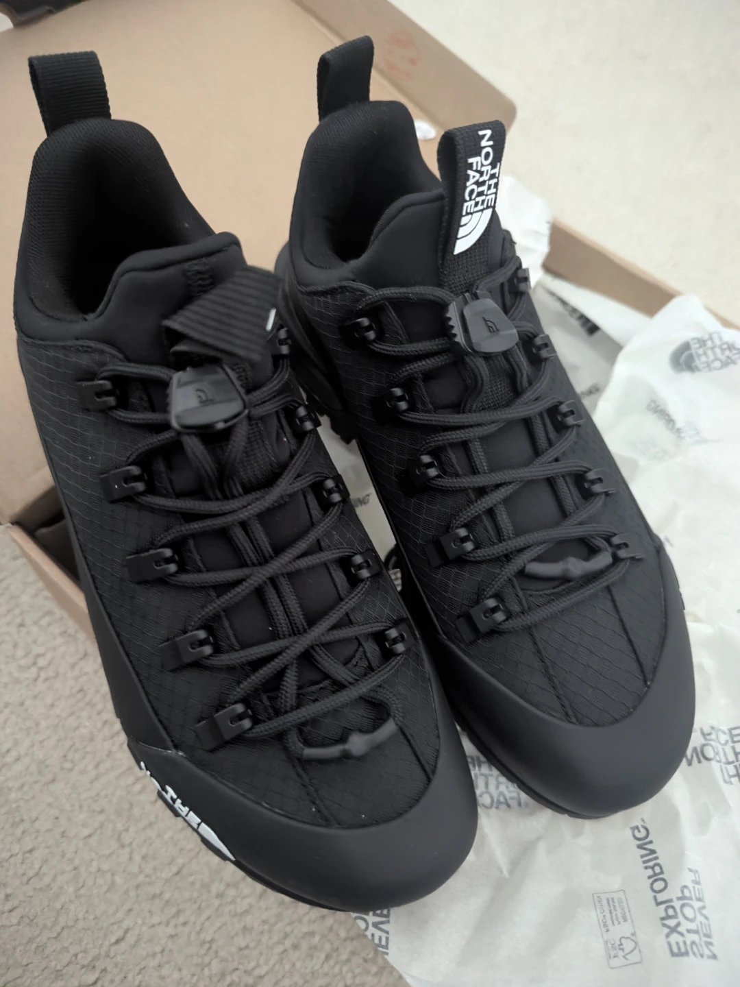 The North Face Glenclyffe Low Hiking Shoes - Black - Size 7