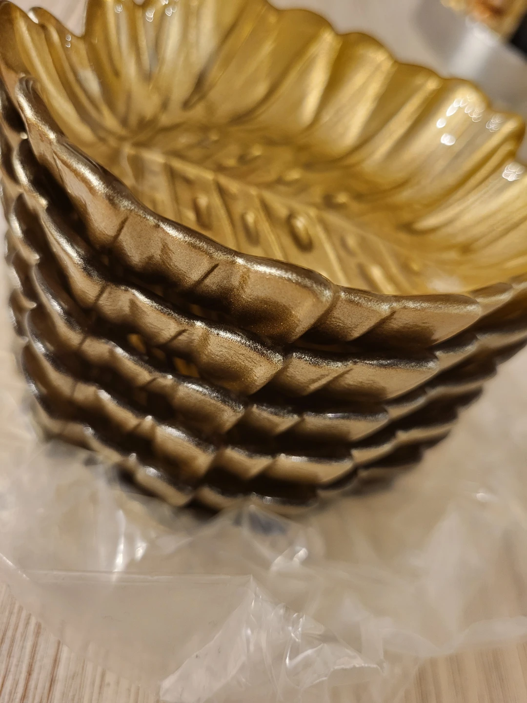 Set of 6 Gold Leaf Trays, home decor or holders. - photo 4