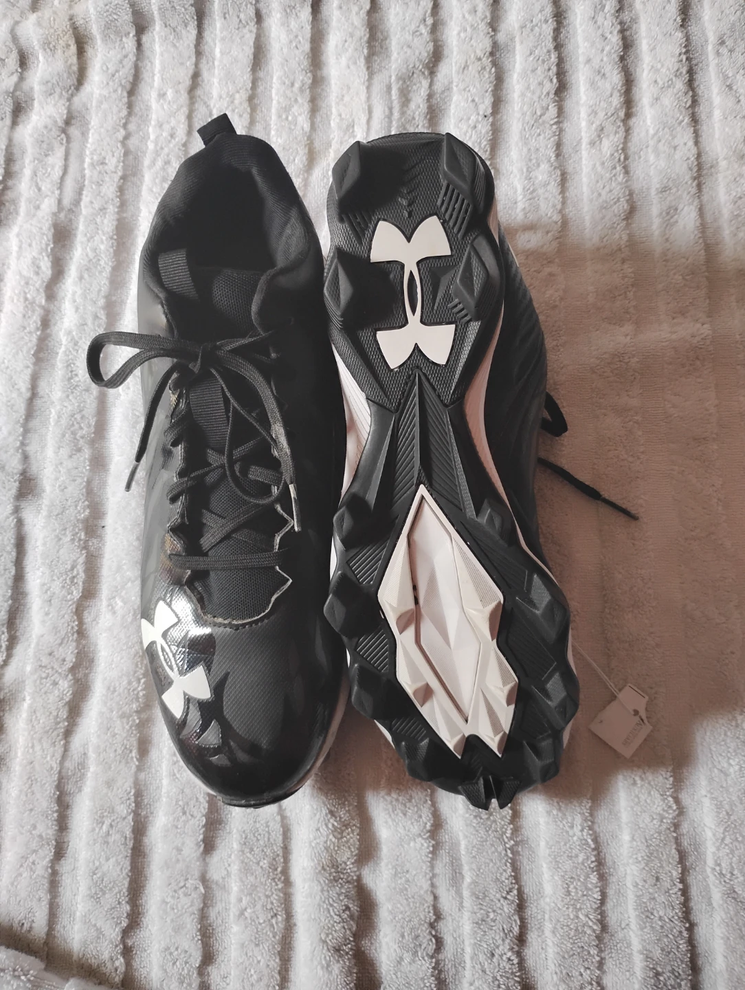 Under Armour Black Football Cleats