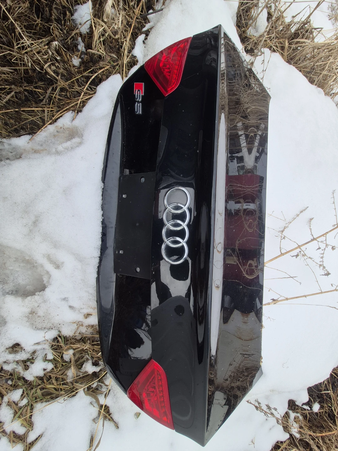 Audi S5 Trunk Lid with Taillights - photo 2