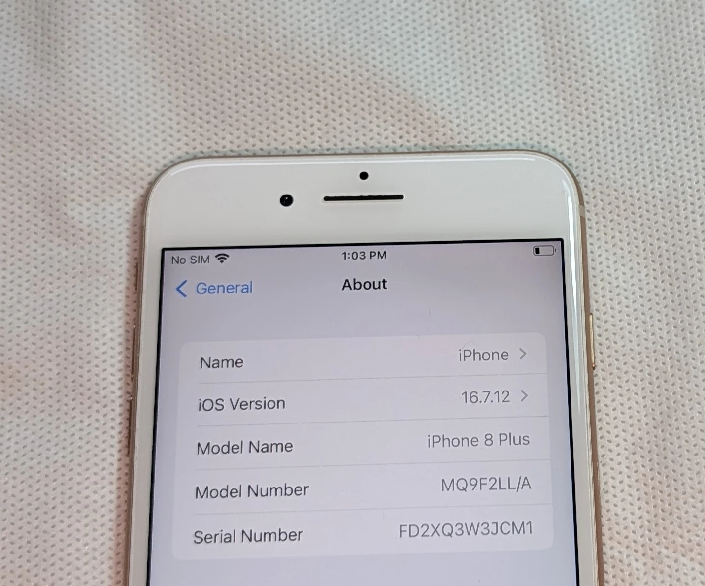 VERY NICE GOLD APPLE iPhone 8 PLUS T-Mobile Metro CELL PHONE - photo 2