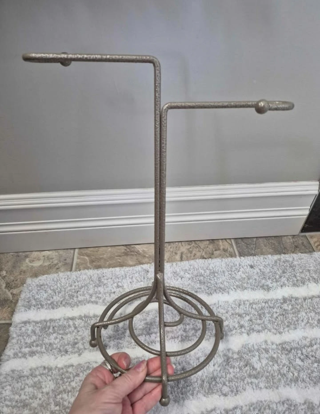 Metal Towel Holder Stand/jewelry stand