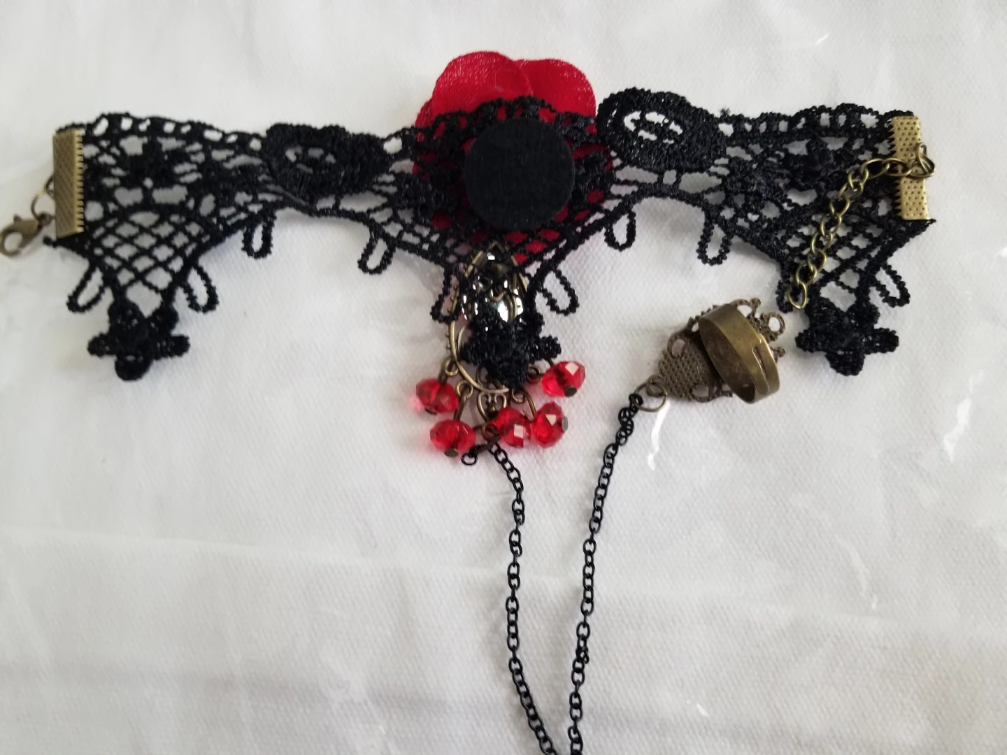 Gothic Lace Bracelet with Ring - photo 3