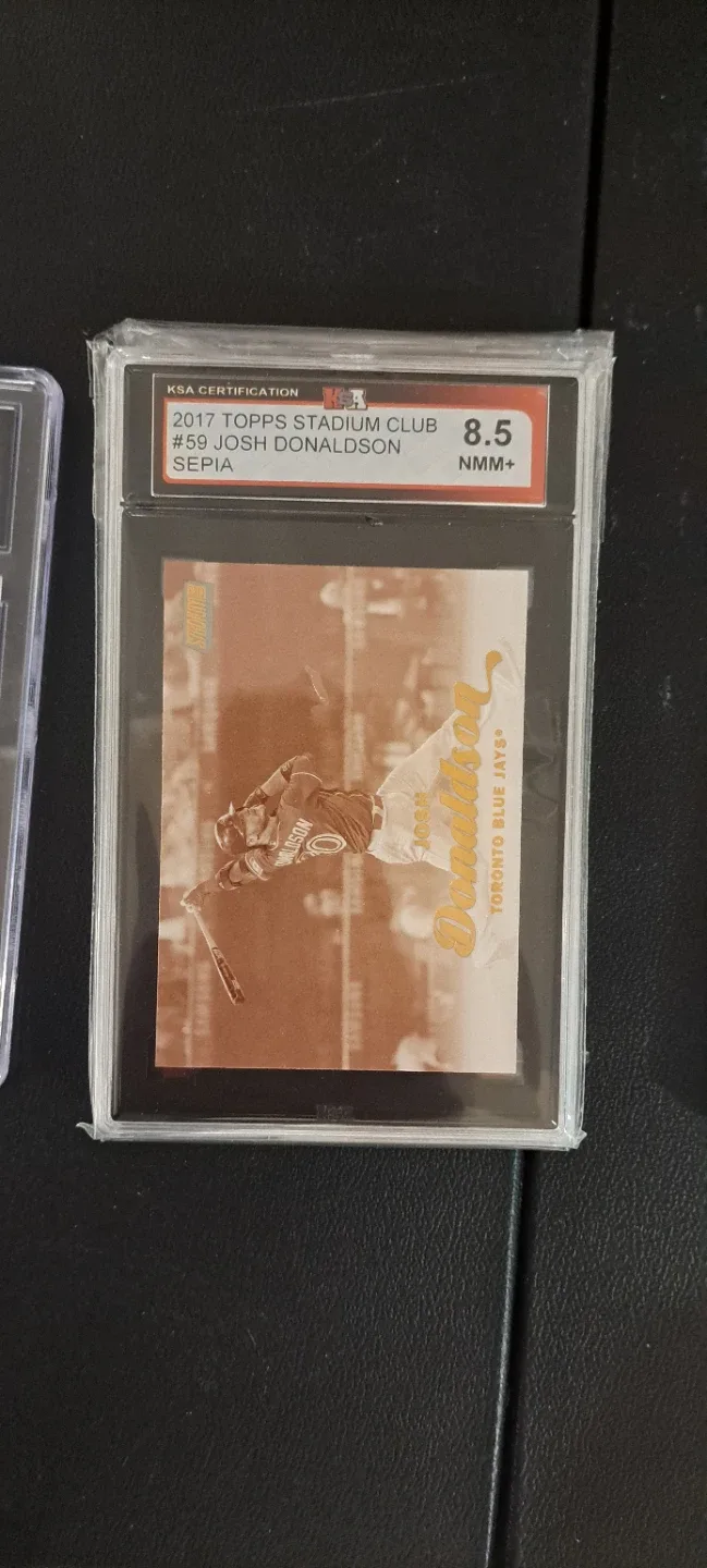 🌱2017 Topps Stadium Club Josh Donaldson Sepia Card #59