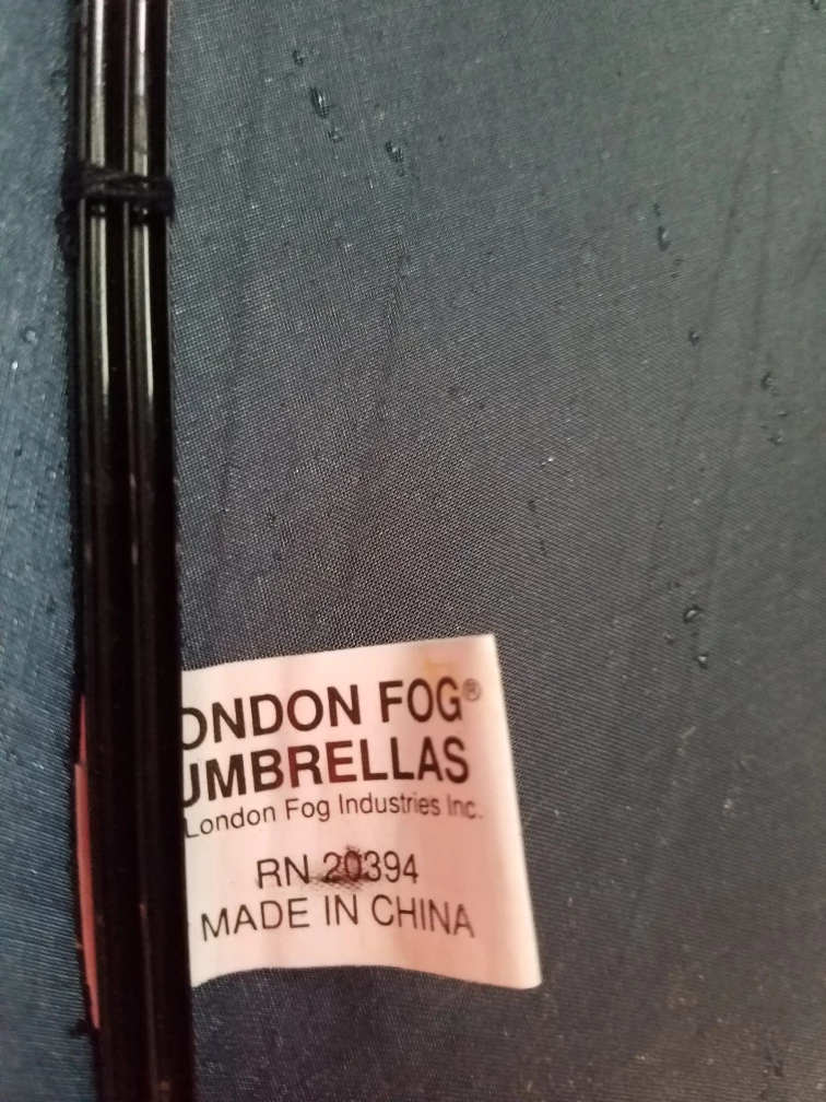 London Fog Black Umbrella - photo 5