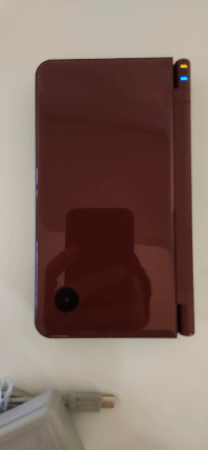 Nintendo DSi XL Burgundy - photo 4