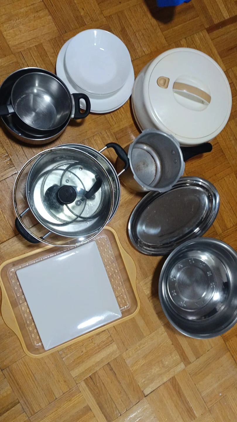 Vintage Casserole Dish with Lid and Serving Trays