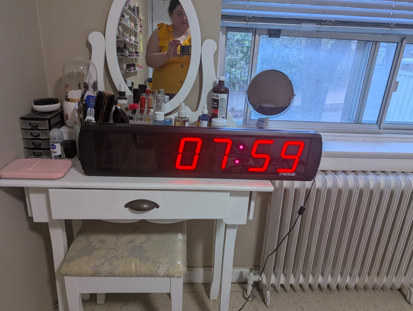 Synergee Large Digital LED Clock - photo 2