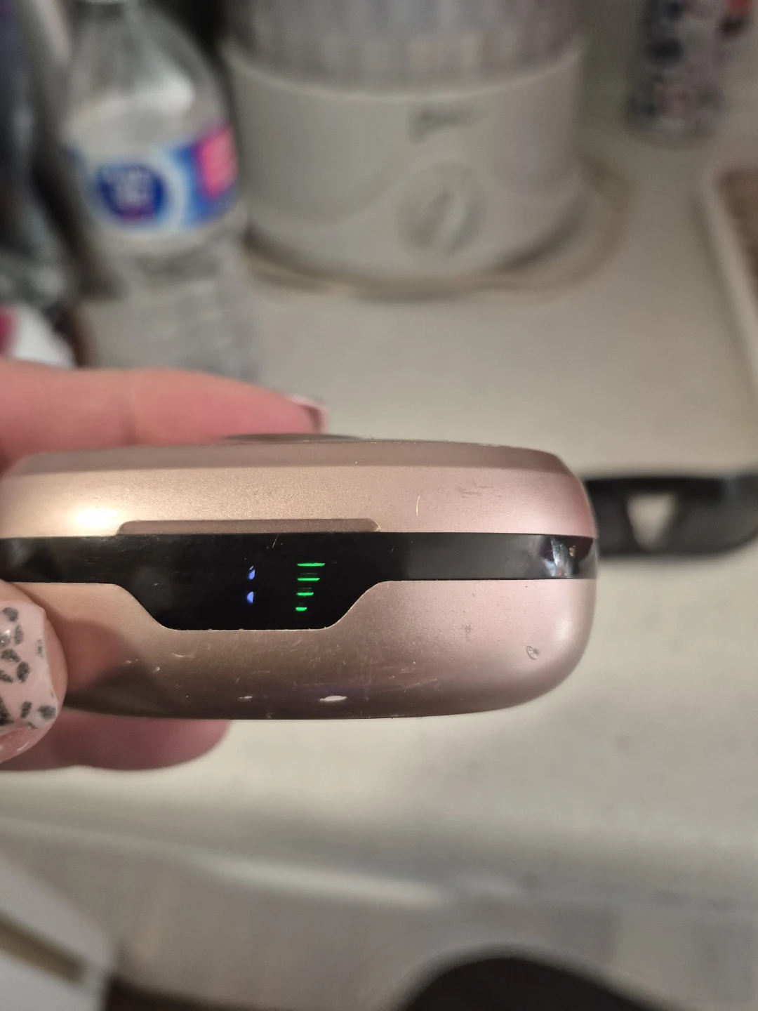 Rose Gold Wireless Earbuds with Charging Case - photo 2