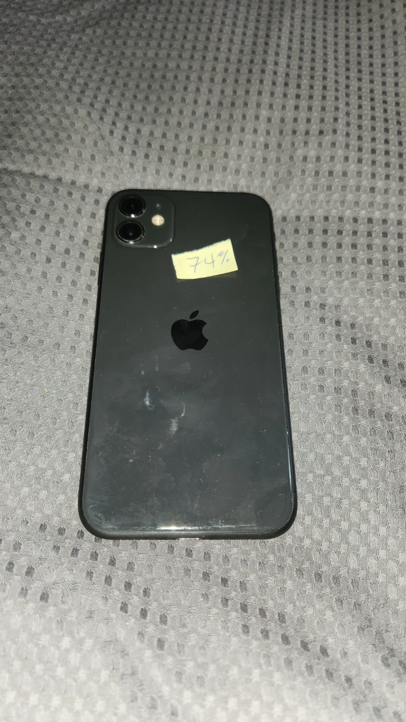 Apple iPhone 11 Unlocked 71% Clean $159