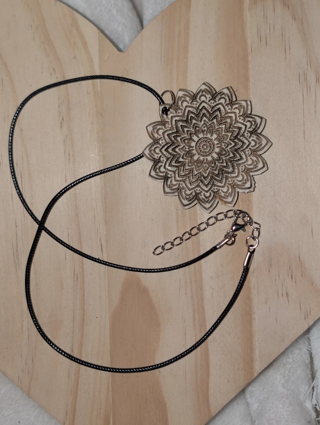 Wooden Mandala Pendant Necklace🌱