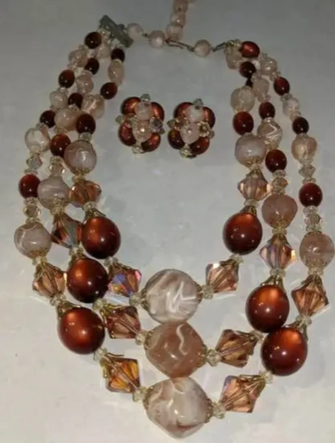 Vintage 1950's Japan Crystal & Foil Necklace & Clip On Earrings - photo 4