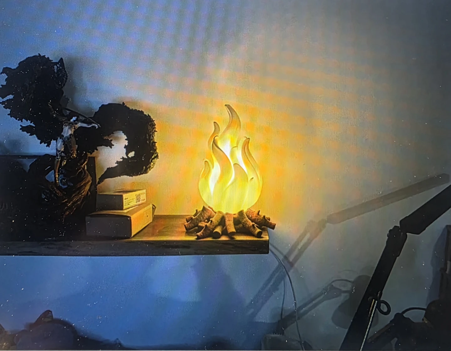 Faux Campfire Lamp - photo 4