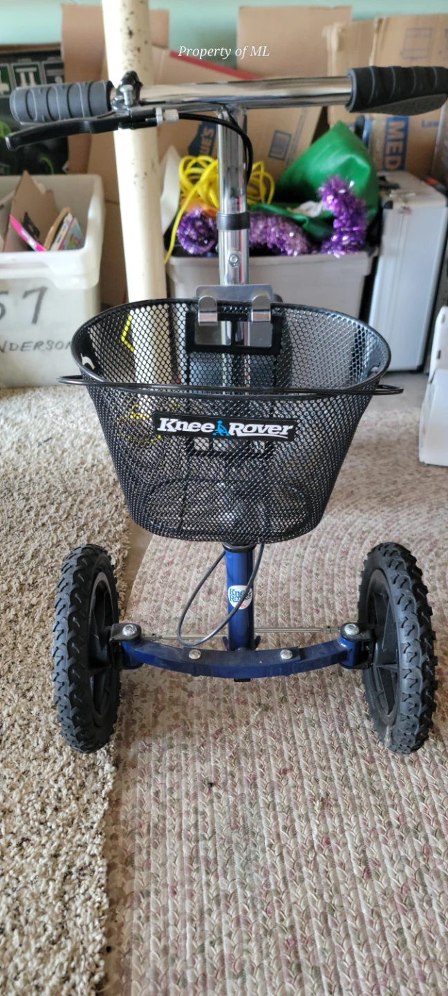 KneeRover Blue 3-Wheel Mobility Scooter - photo 4