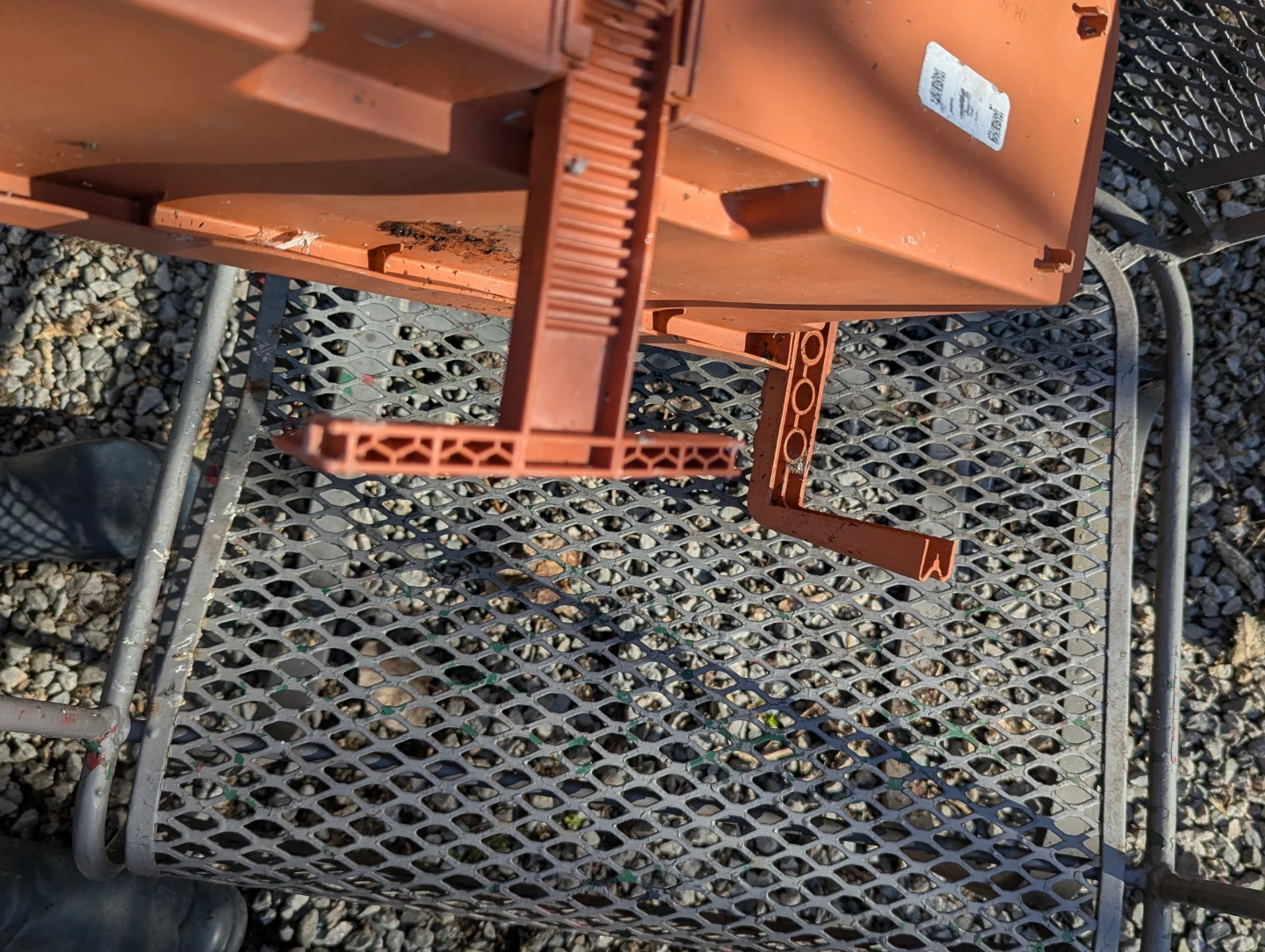 Terra Cotta coloured Fence Planter Box - photo 2