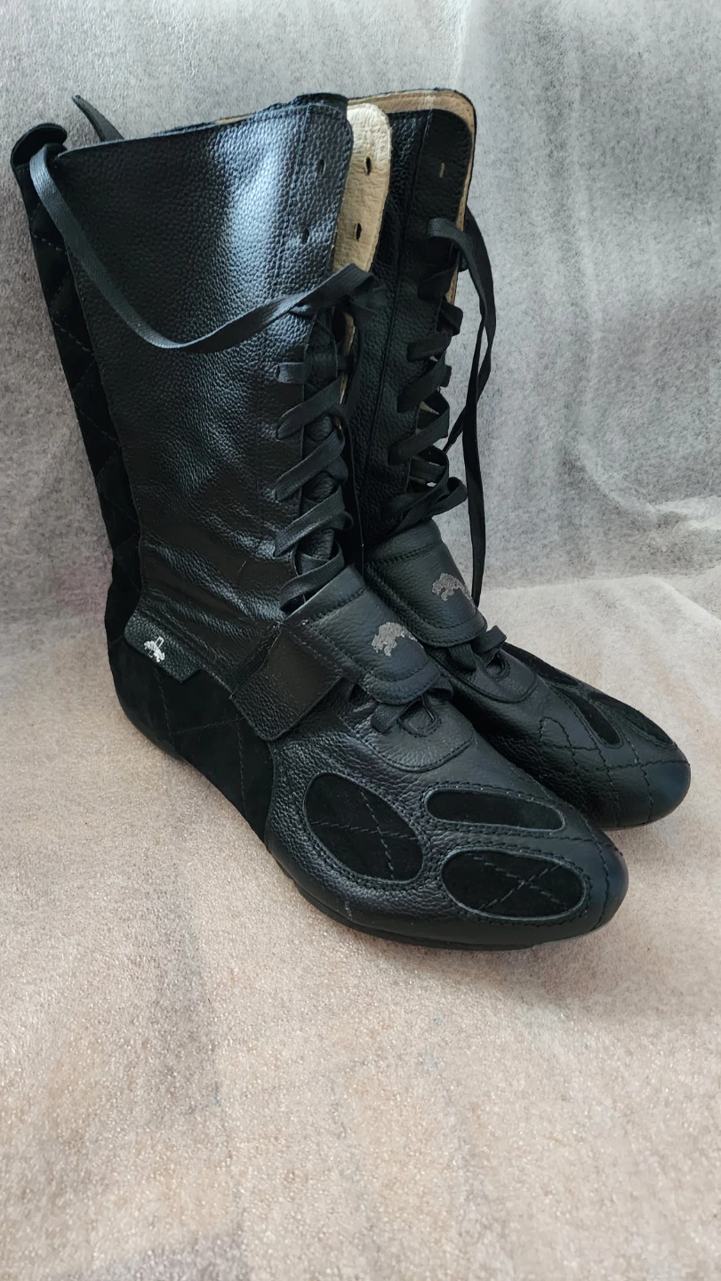 Bottes Adidas noires taille 10