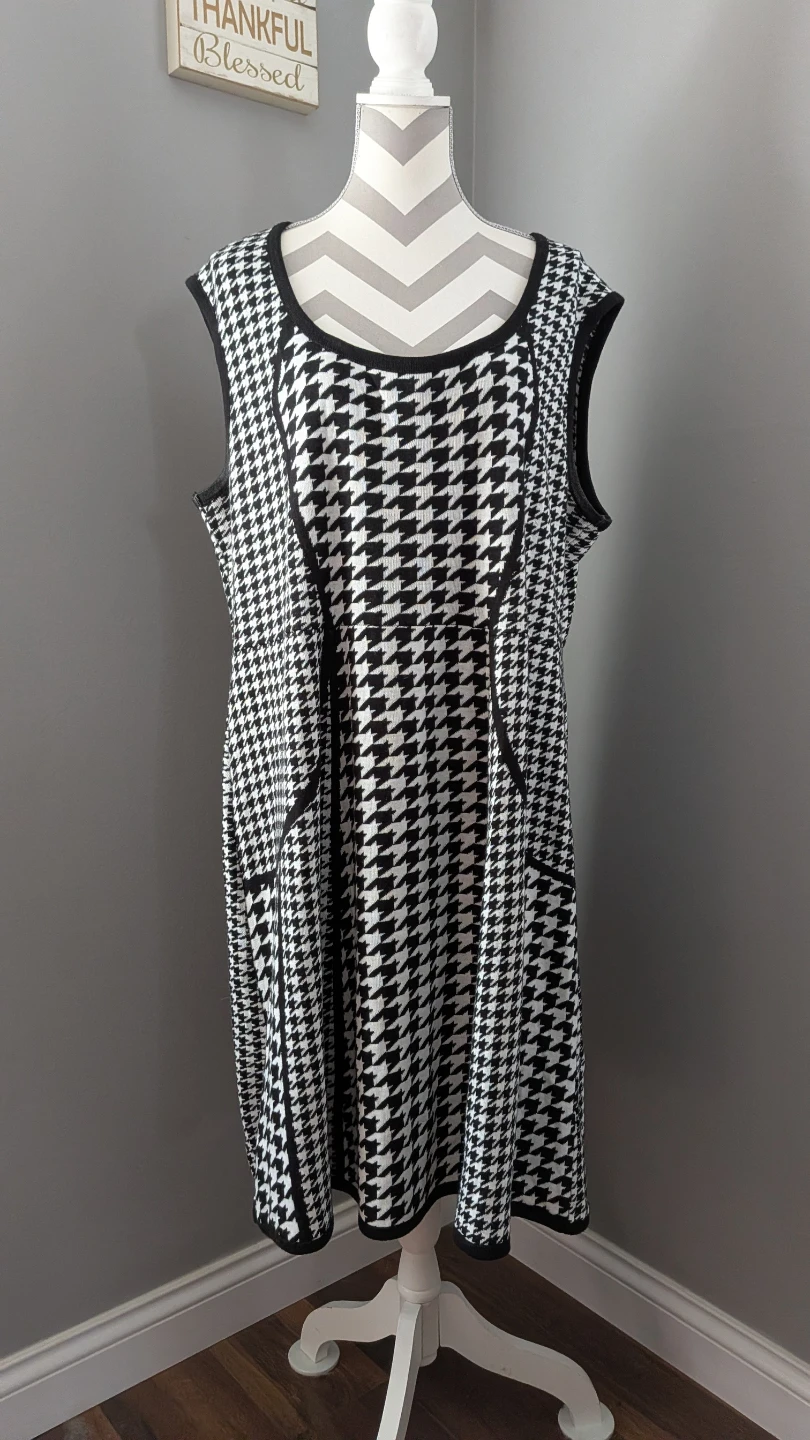 Lane Bryant Houndstooth Knit Dress Size 22/24