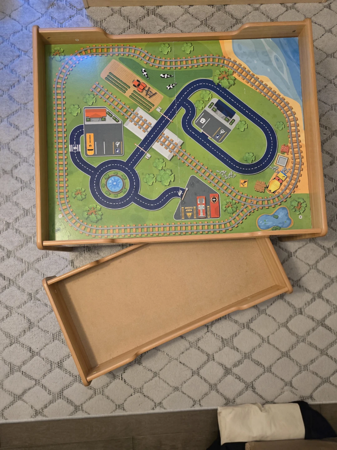 Wooden Train Table - photo 2