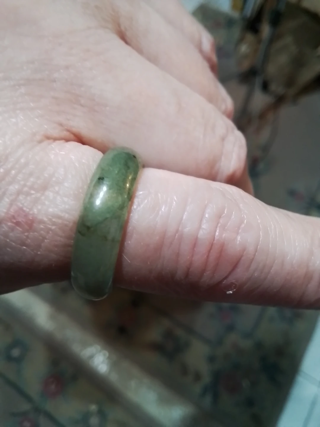 Natural Icy Green Jade Ring Size 6 - photo 4