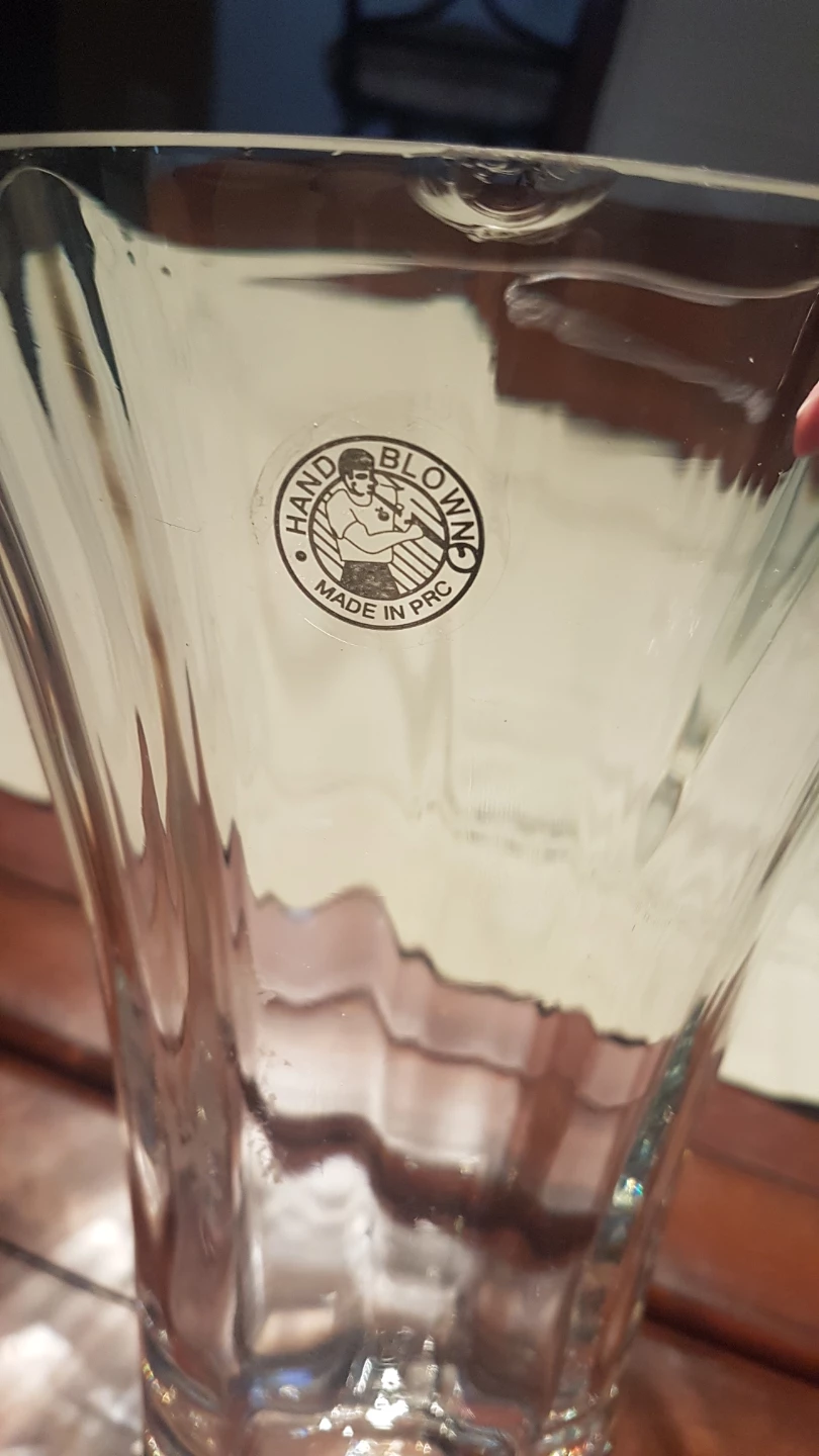 Clear Glass Vase - photo 4