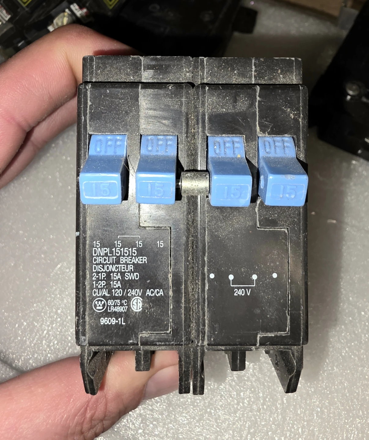 Square D Circuit Breakers - 15A & 10A - photo 5