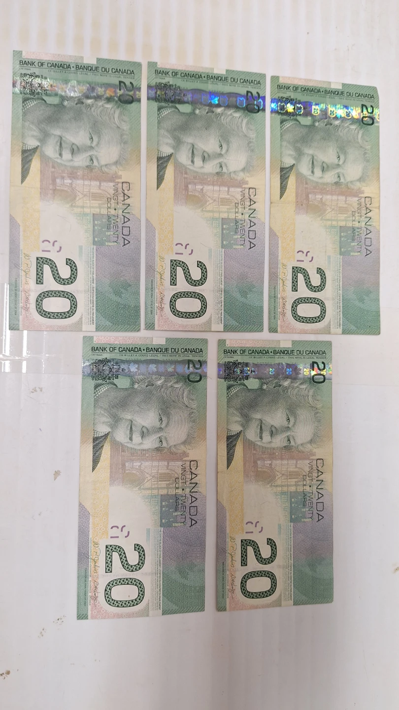 Canadian $20 Bills (2004) - Set of 5