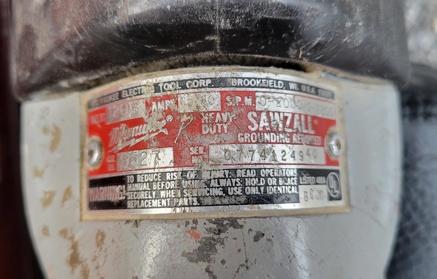 Milwaukee Super-Tough corded Sawzall with blades - photo 2
