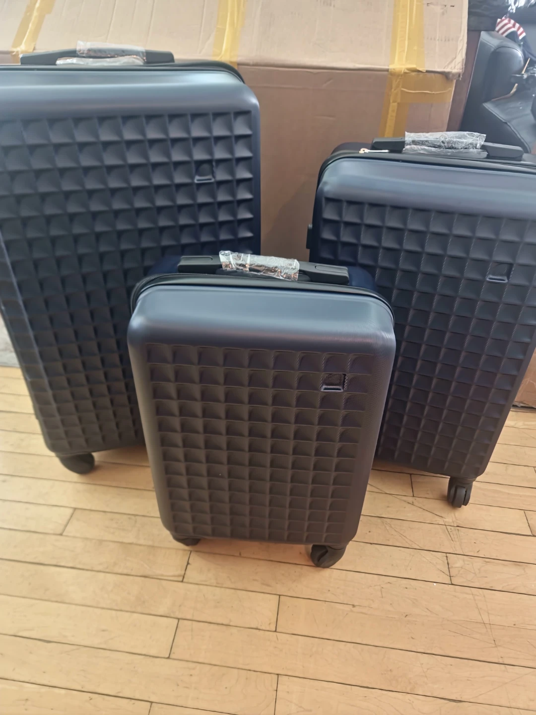 NEW Set of 3 Dark Blue Textured Luggage Suitcases