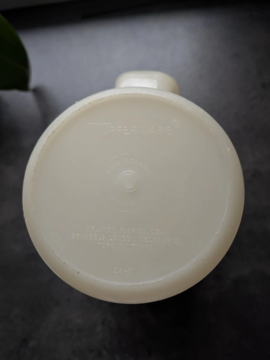 Tupperware Original Cream Pitcher with Lid - photo 3