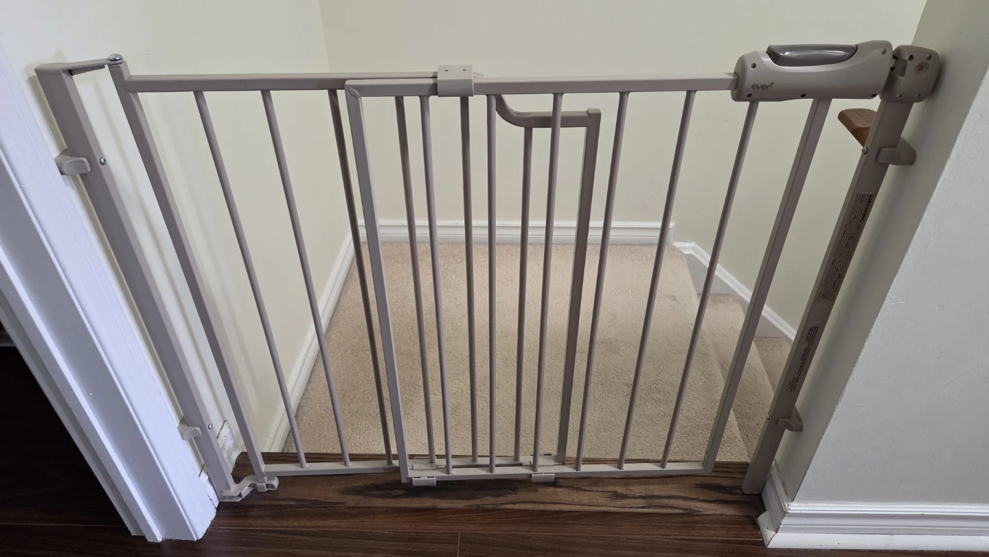 Evenflo Baby Safety Gate