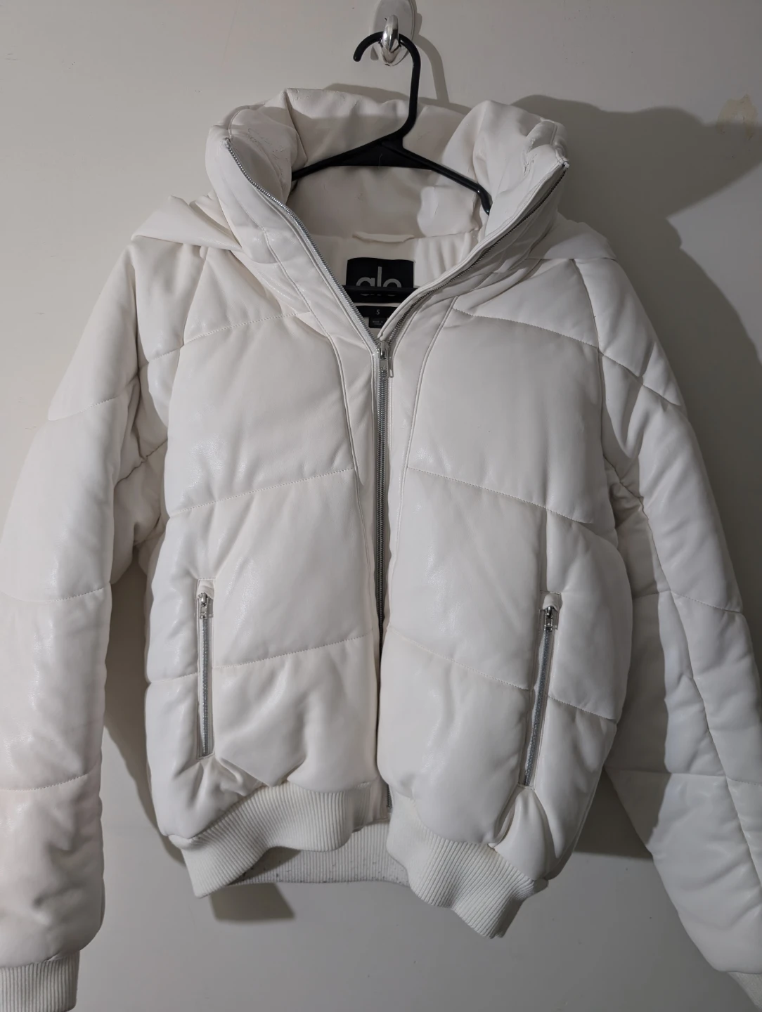 Alo White Puffer Jacket Size S
