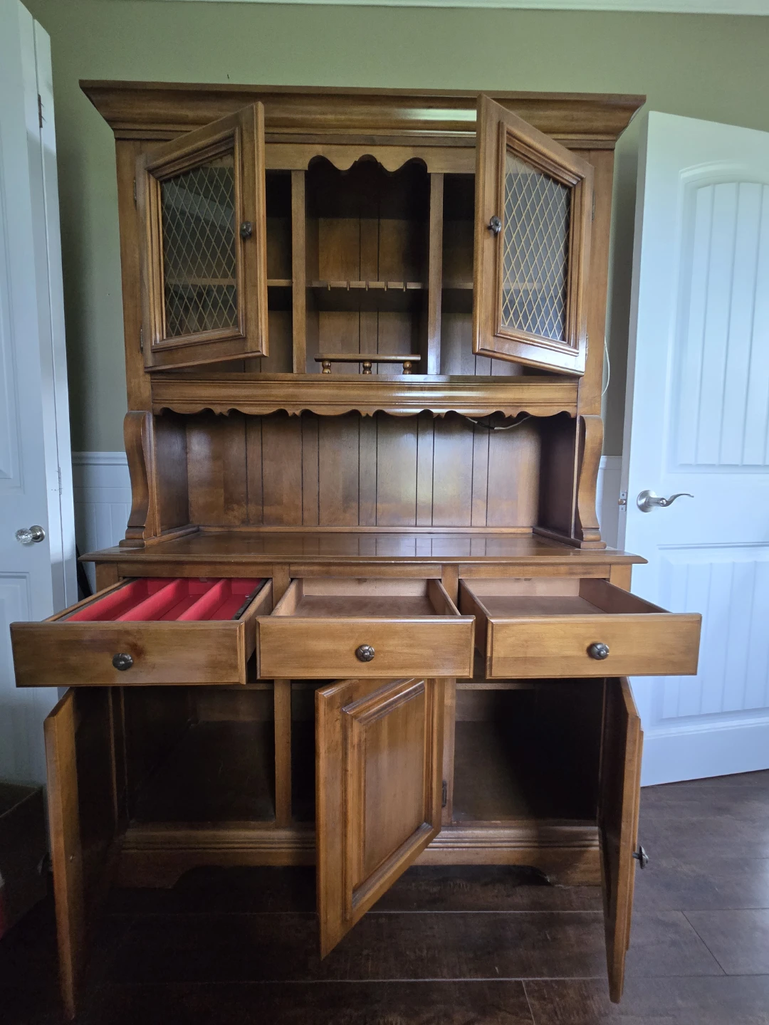 Kilgour Solid Wood Hutch - photo 2