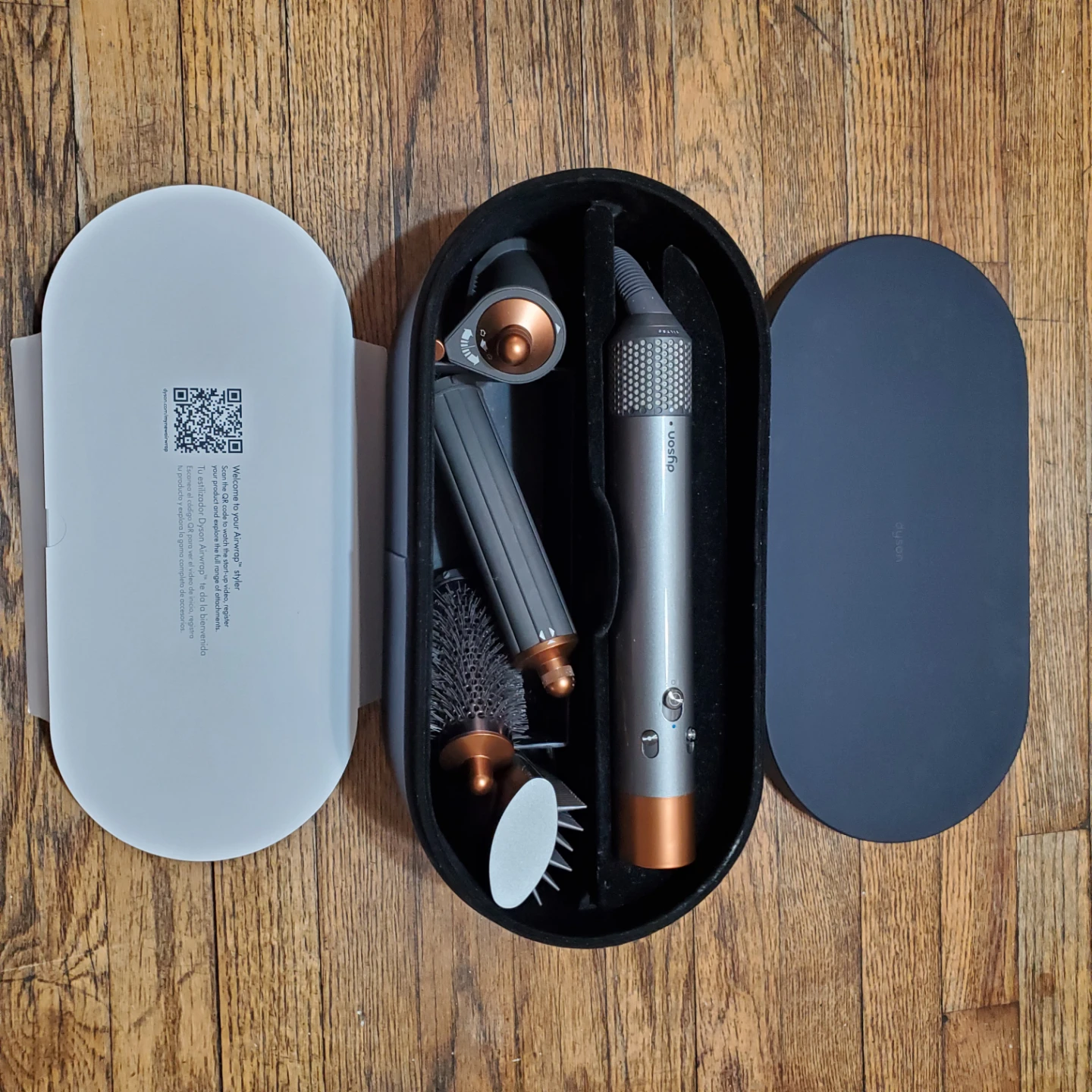 Dyson Airwrap Complete Styler with Accessories