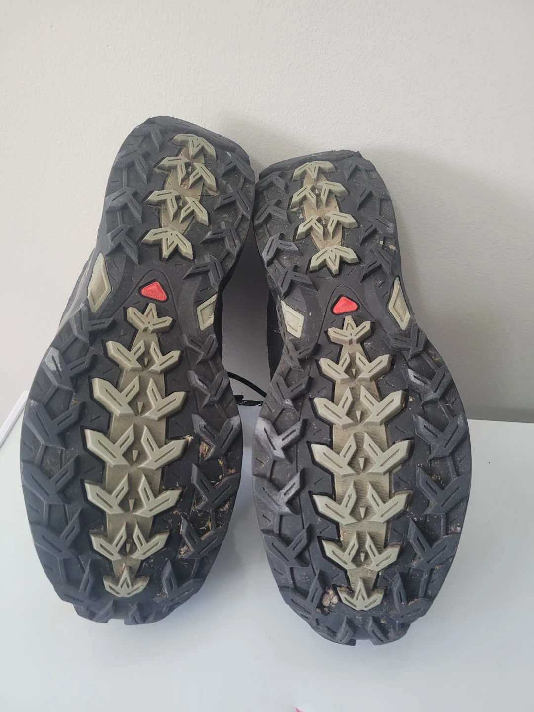 Salomon Gore-Tex Hiking Boots size 9 - photo 4