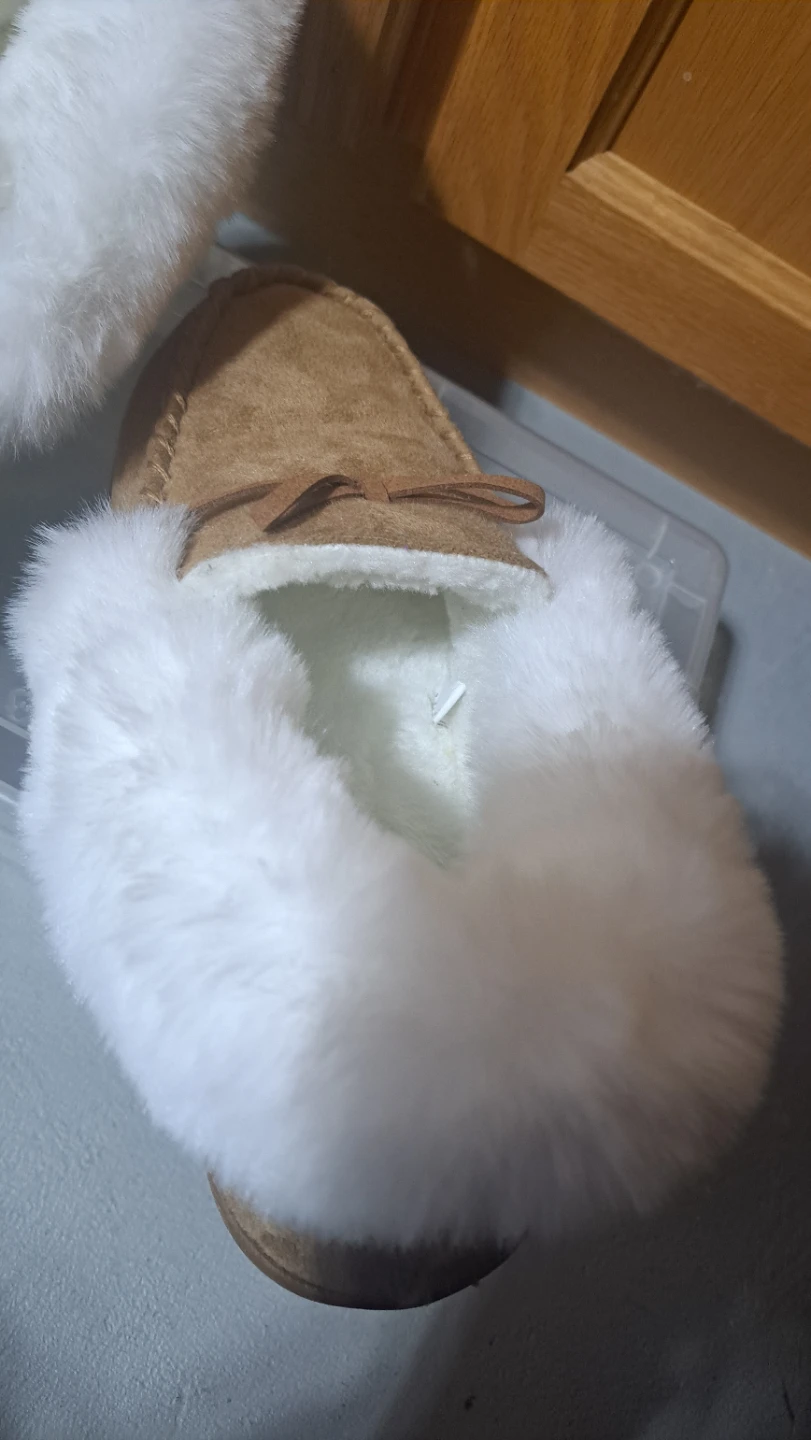 Women's Faux Fur Lined Moccasin Slippers Size 9 - photo 4