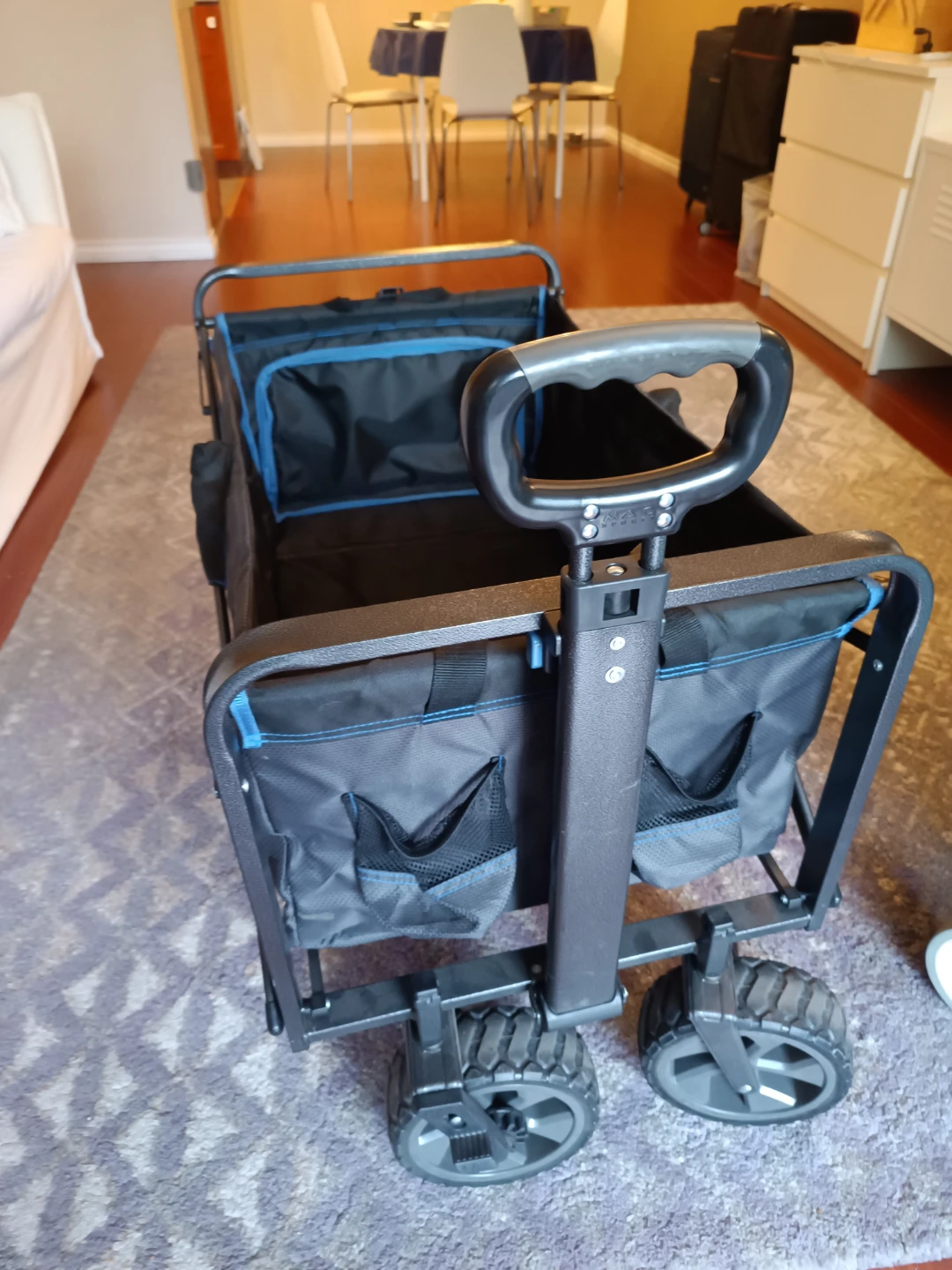 Black Folding Wagon with Handle