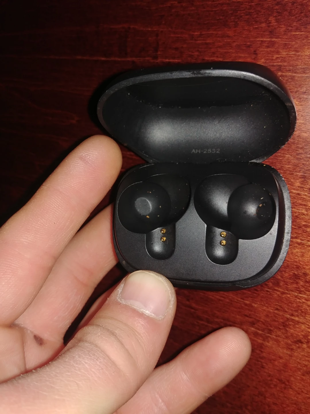 Skullcandy Wireless earbuds (charging case only) - photo 2