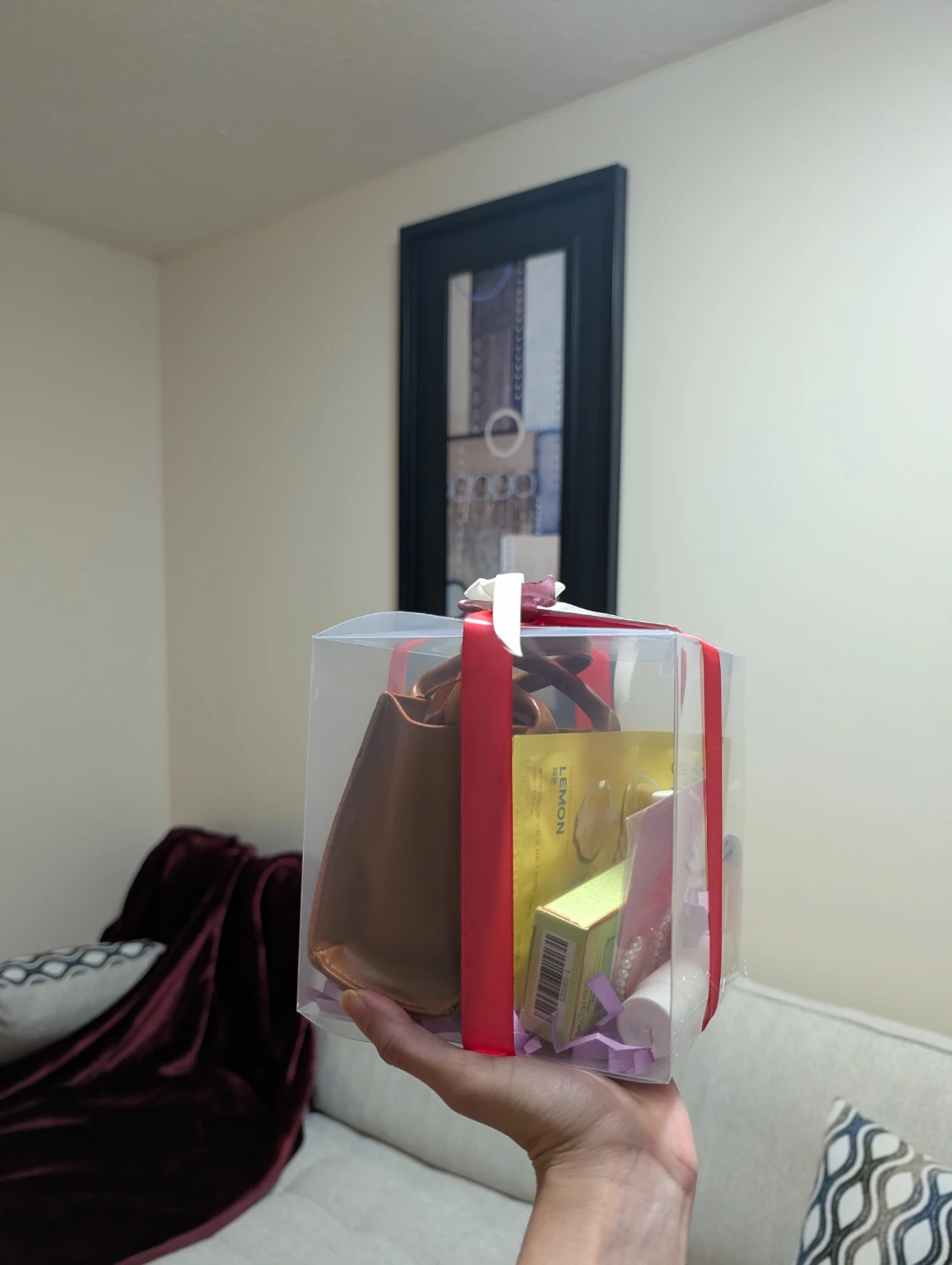 Nush Mother's Day Gift Box with bag and Accessories - photo 3