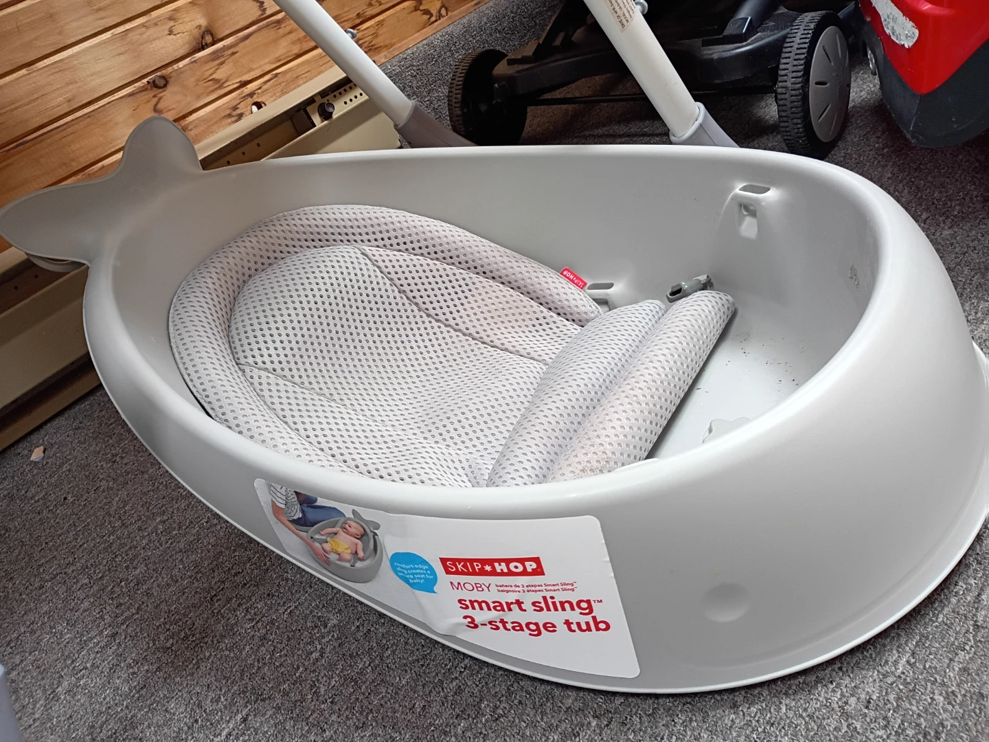 Skip Hop Moby Smart Sling 3-Stage Bathtub