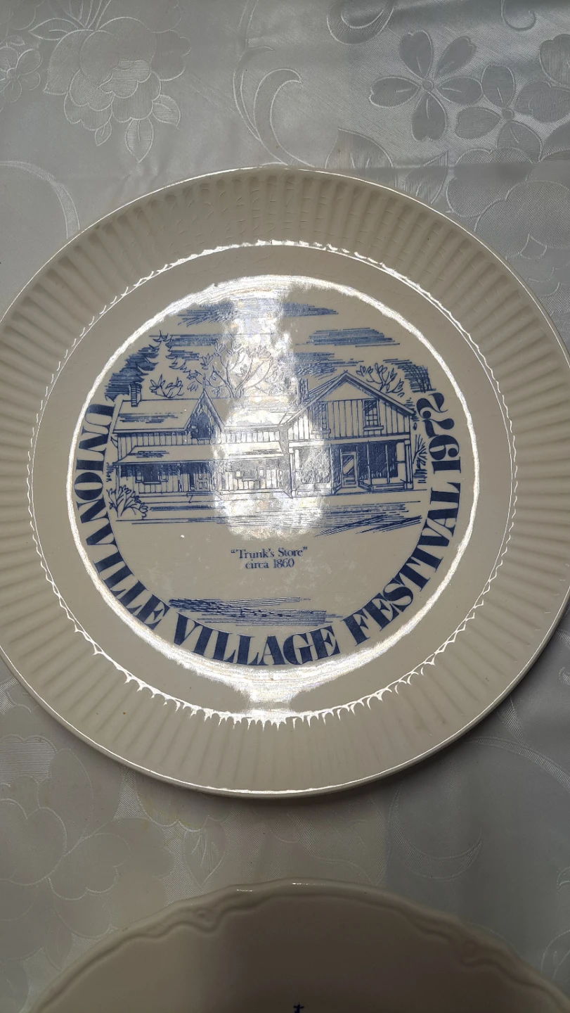 Unionville Village Festival Commemorative Plates (Set of 4) - photo 3