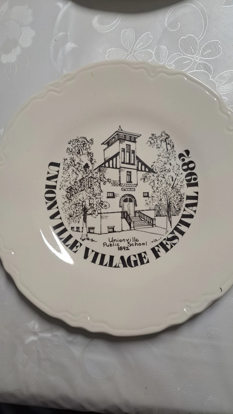 Unionville Village Festival Commemorative Plates (Set of 4) - photo 4