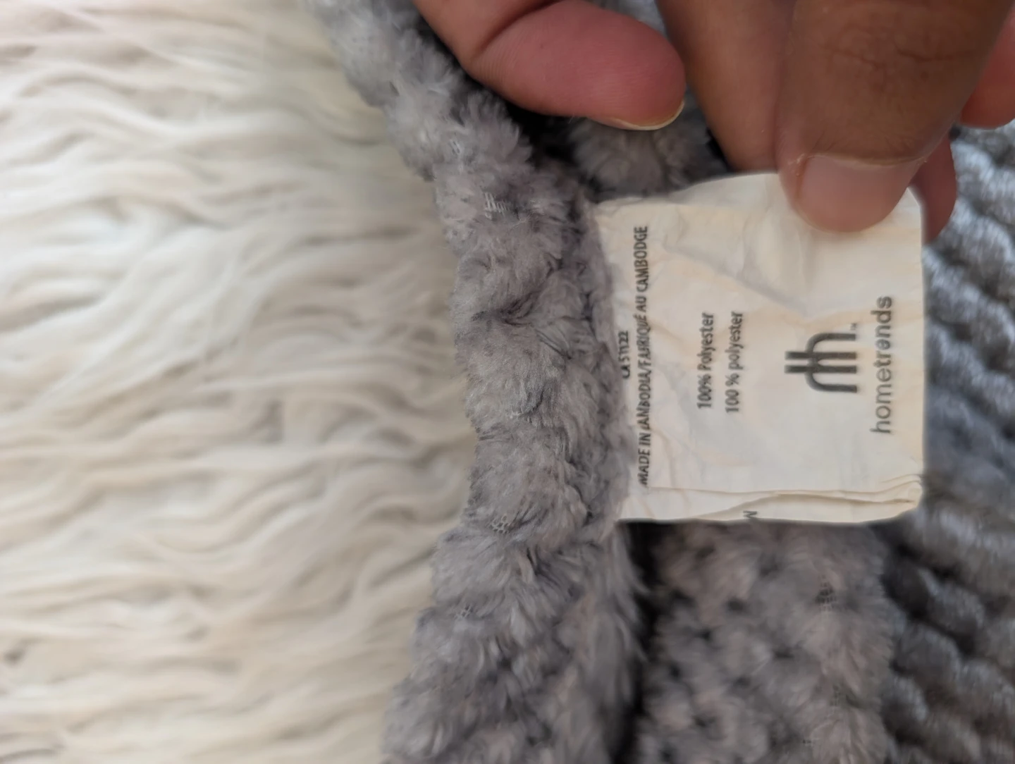 Hometrends Grey Plush Throw Blanket - photo 2